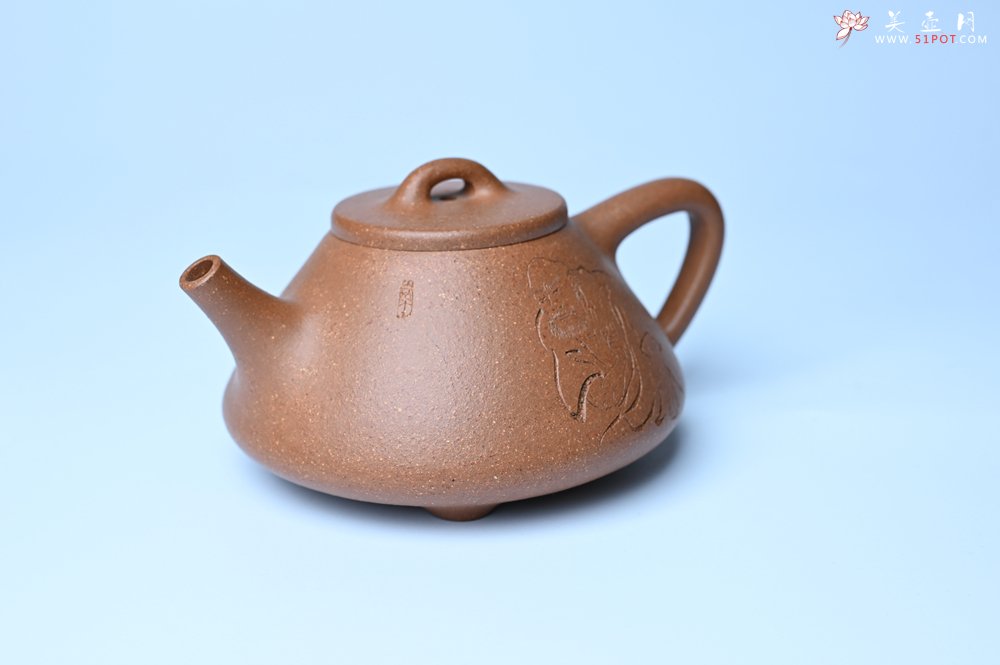 紫砂壶图片：油润五彩段泥 全手工薄胎子冶石瓢 难度大 骨肉匀挺 文气装饰罗汉图 无为 - 宜兴紫砂壶网