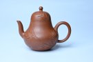 紫砂壶图片：美壶特惠 特好朱泥居不可无竹梨形壶 茶人醉爱 - 宜兴紫砂壶网