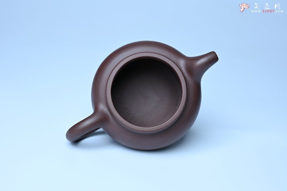 紫砂壶图片：潜力股周小培 特好老底槽青全手工仿古壶 茶人醉爱 - 宜兴紫砂壶网