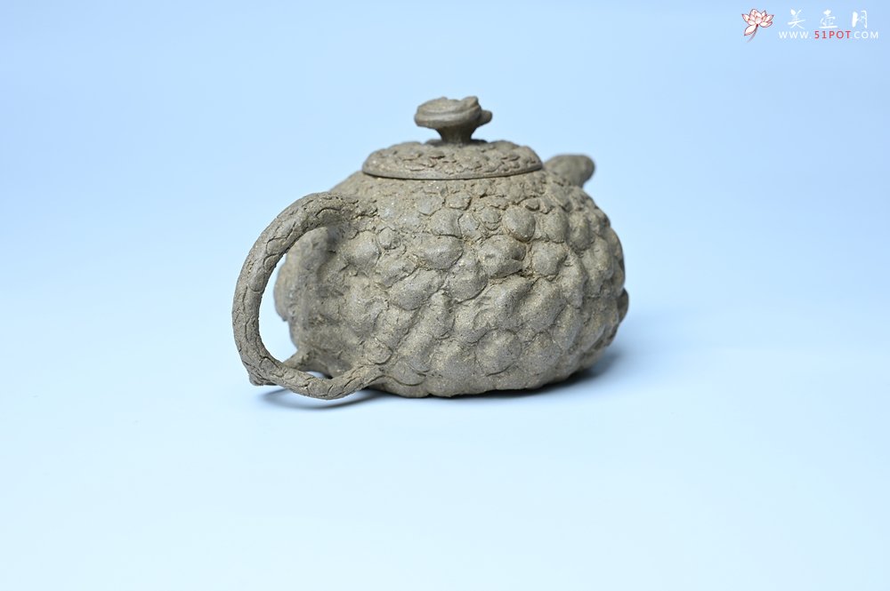 紫砂壶图片：美壶特惠 全手工老青段供春壶 肌理有老树瘿的感觉 灰常赞 - 宜兴紫砂壶网