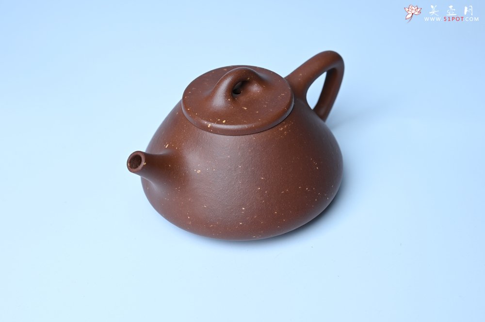 紫砂壶图片：美壶特惠 精致特好紫玉金砂子冶石瓢 做工和泥料不输千元作品 - 宜兴紫砂壶网