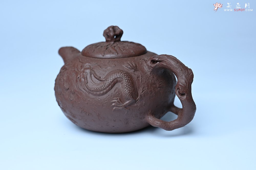 紫砂壶图片：潜力股赵老师实力演绎全手工龙供春壶 肌理细腻逼真 - 宜兴紫砂壶网