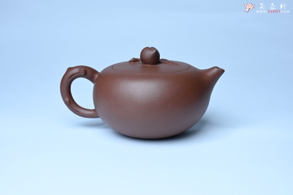 紫砂壶图片：美壶特惠 1993年国工杨军保精致特好紫泥蟠桃壶 - 宜兴紫砂壶网