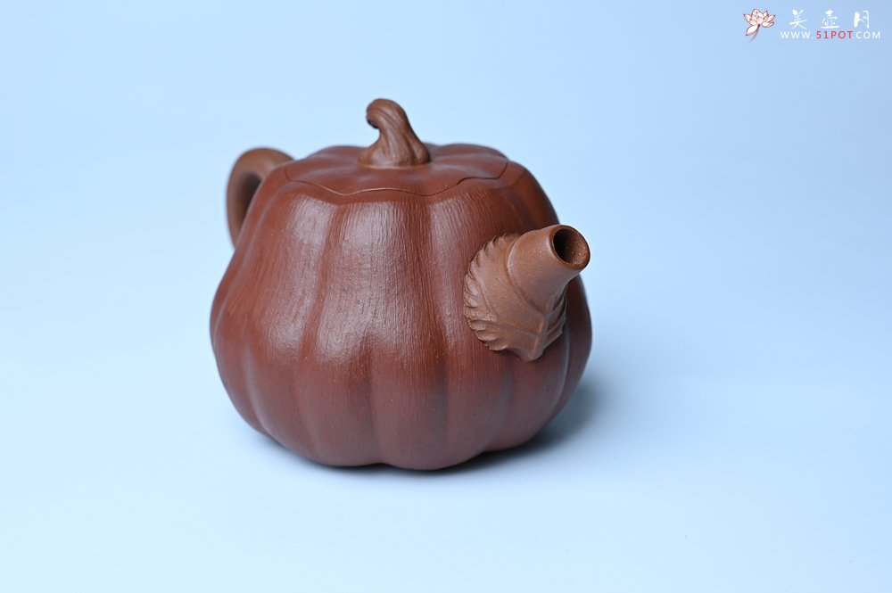 紫砂壶图片：美壶福利特惠 美壶专属定制 精致好料南瓜紫砂壶  肌理丰富生动 - 宜兴紫砂壶网