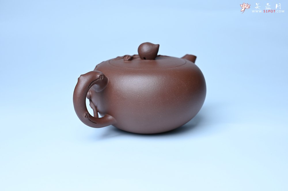 紫砂壶图片：美壶特惠 1993年国工杨军保精致特好紫泥蟠桃壶 - 宜兴紫砂壶网