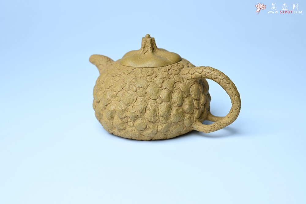 紫砂壶图片：美壶特惠 全手工黄段供春 肌理有老树瘿的感觉 灰常赞 - 宜兴紫砂壶网