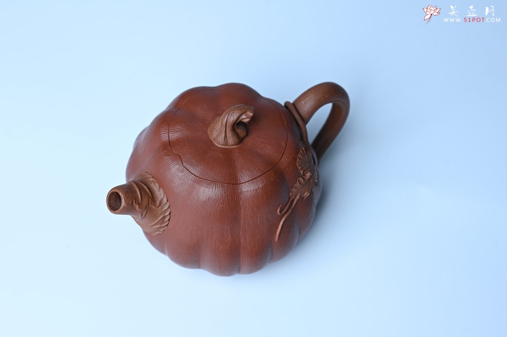紫砂壶图片：美壶福利特惠 美壶专属定制 精致好料南瓜紫砂壶  肌理丰富生动 - 宜兴紫砂壶网