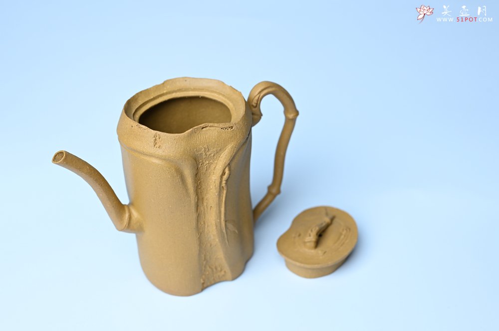 紫砂壶图片：美壶特惠 黄金段泥全手工君竹壶 茶人醉爱 - 宜兴紫砂壶网