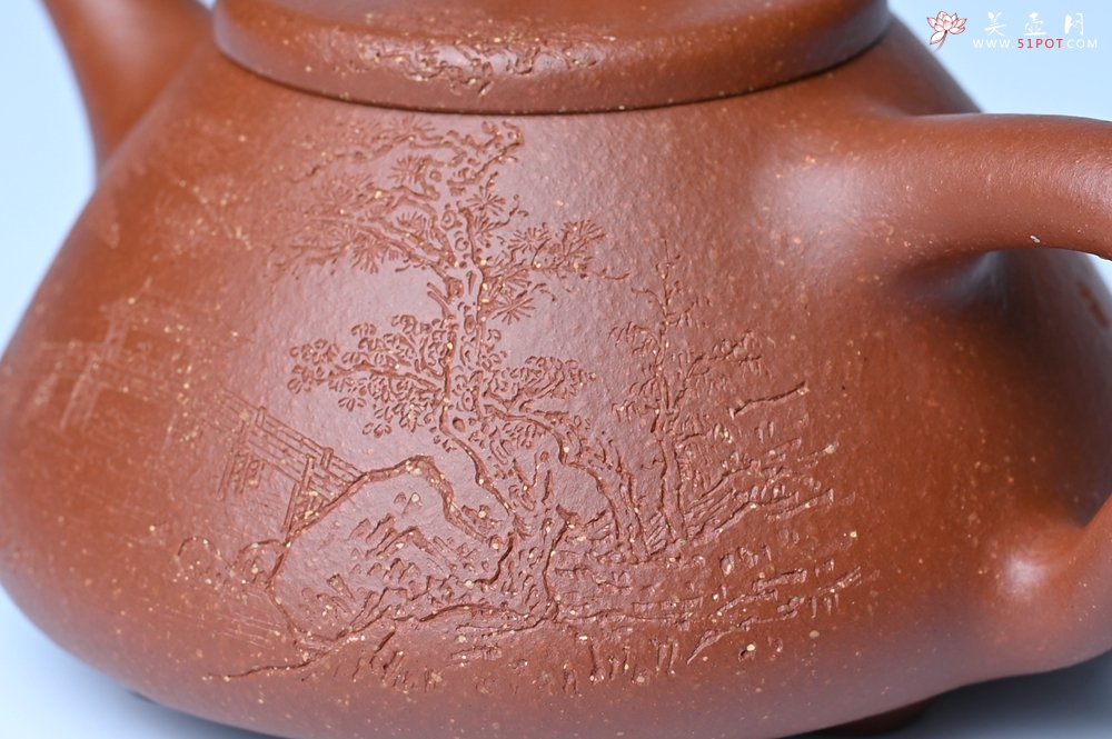紫砂壶图片：实力派国工周斌（周镔）特好红降坡泥全手工子冶石瓢 张听钢装饰山水 - 宜兴紫砂壶网