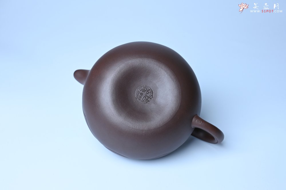 紫砂壶图片：美壶特惠 精致特好老紫泥仿古如意壶 茶人醉爱 - 宜兴紫砂壶网