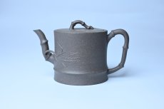 紫砂壶图片：美壶特惠 精致特好青段泥竹段壶 矿物质丰富 茶人醉爱 - 宜兴紫砂壶网