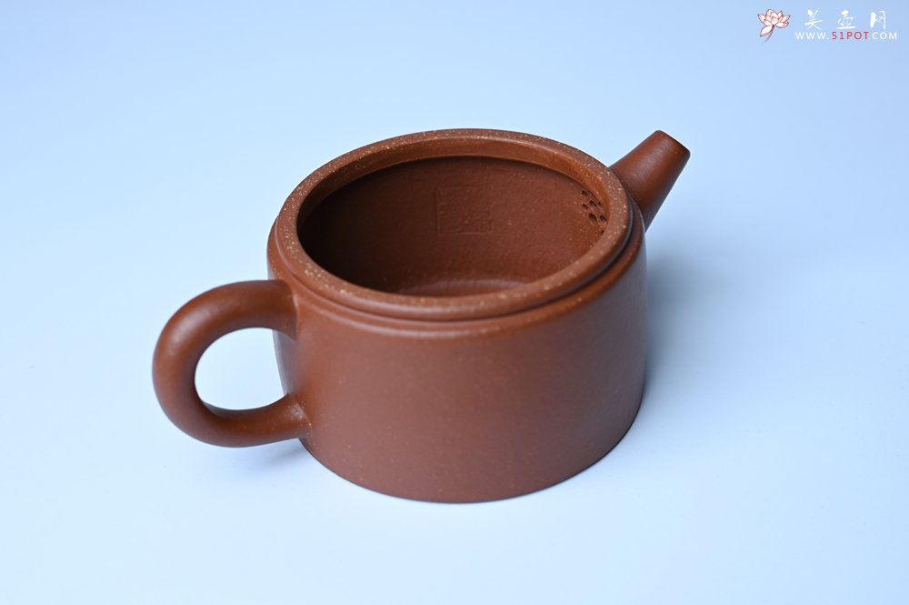紫砂壶图片：潜力股周小培全手工演绎特好降坡泥汉瓦壶 大口盖 - 宜兴紫砂壶网