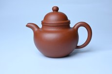 紫砂壶图片：美壶特惠 特好降坡泥寿珍掇球壶 茶人最爱 - 宜兴紫砂壶网