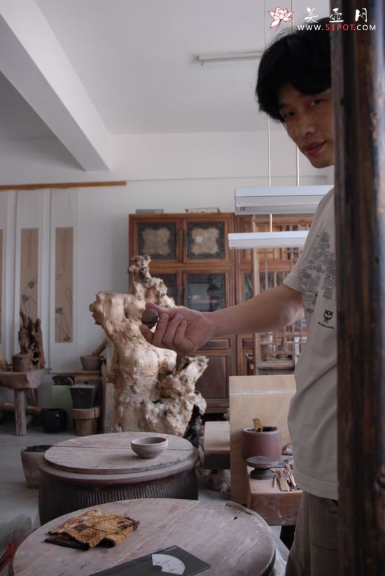 紫砂壶图片：古藤草堂1 - 宜兴紫砂壶网