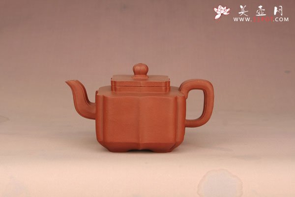 紫砂壶图片：四方菱花 - 宜兴紫砂壶网