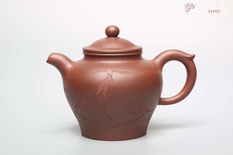 紫砂壶图片：古韵 上海油画雕塑院徐勇良教授刻绘 - 宜兴紫砂壶网