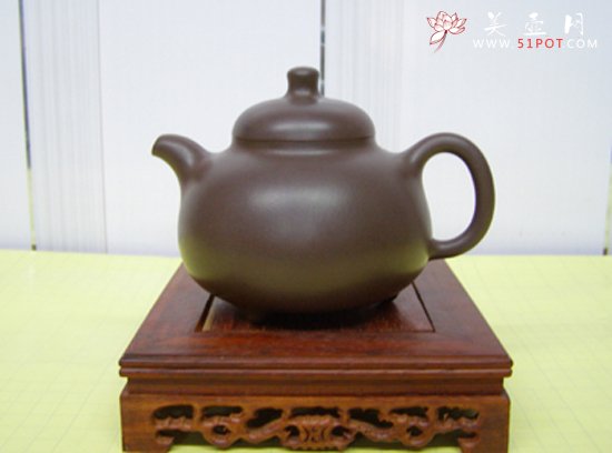 紫砂壶图片：三足乳鼎 - 宜兴紫砂壶网