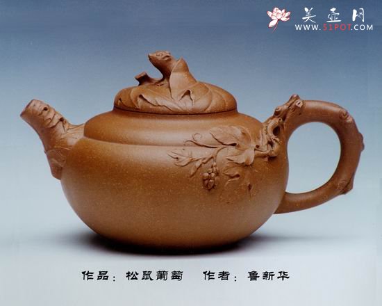 紫砂壶图片：松鼠葡萄 - 宜兴紫砂壶网