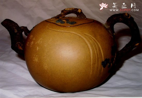 紫砂壶图片：诗情画意对壶（老段泥） - 宜兴紫砂壶网