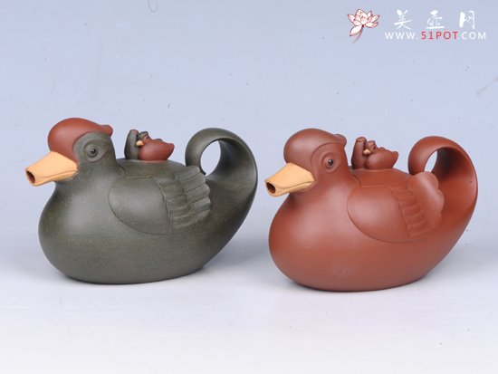 紫砂壶图片：鸳鸯对壶 作者：范其华 - 宜兴紫砂壶网