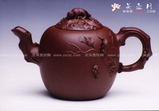 紫砂壶图片：松鼠葡萄 - 宜兴紫砂壶网
