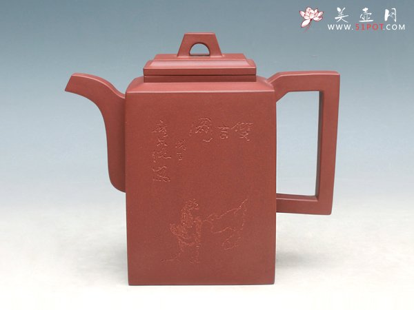 紫砂壶图片：砖方壶（与画家罗尔纯合作）（紫泥） - 宜兴紫砂壶网