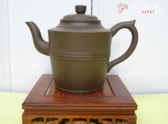 紫砂壶图片：黑腰三线 - 宜兴紫砂壶网