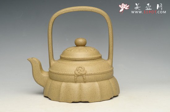 紫砂壶图片：裙花提梁 - 宜兴紫砂壶网