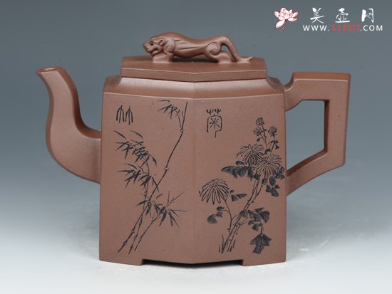 紫砂壶图片：高狮六方  黄龙山老紫泥  380cc - 宜兴紫砂壶网