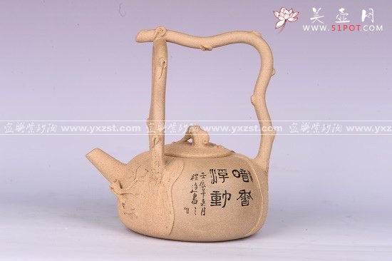 紫砂壶图片：提梁梅桩 - 宜兴紫砂壶网