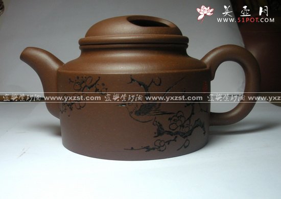 紫砂壶图片：牛盖德钟 - 宜兴紫砂壶网