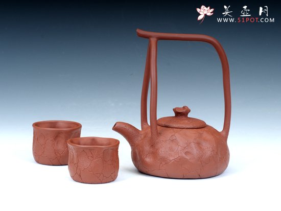 紫砂壶图片：知春提梁壶 - 宜兴紫砂壶网