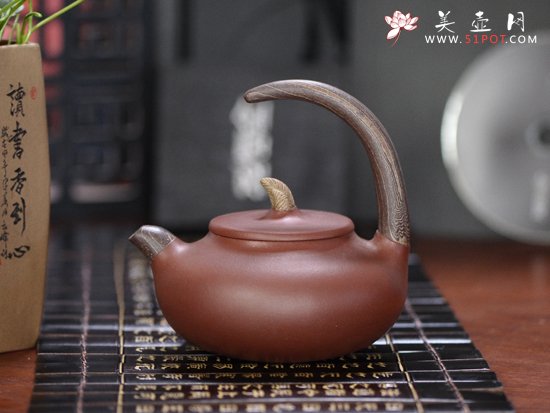 紫砂壶图片：相濡以沫 - 宜兴紫砂壶网