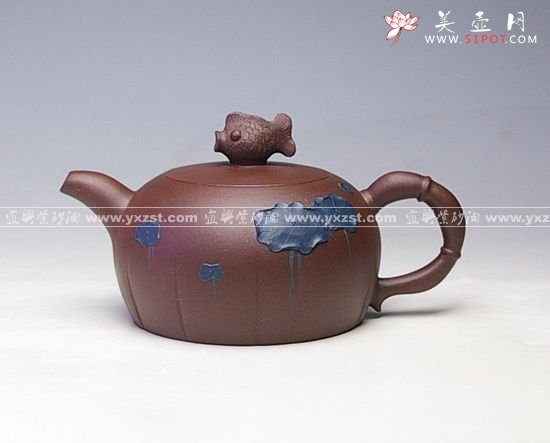紫砂壶图片：鱼戏荷塘 - 宜兴紫砂壶网