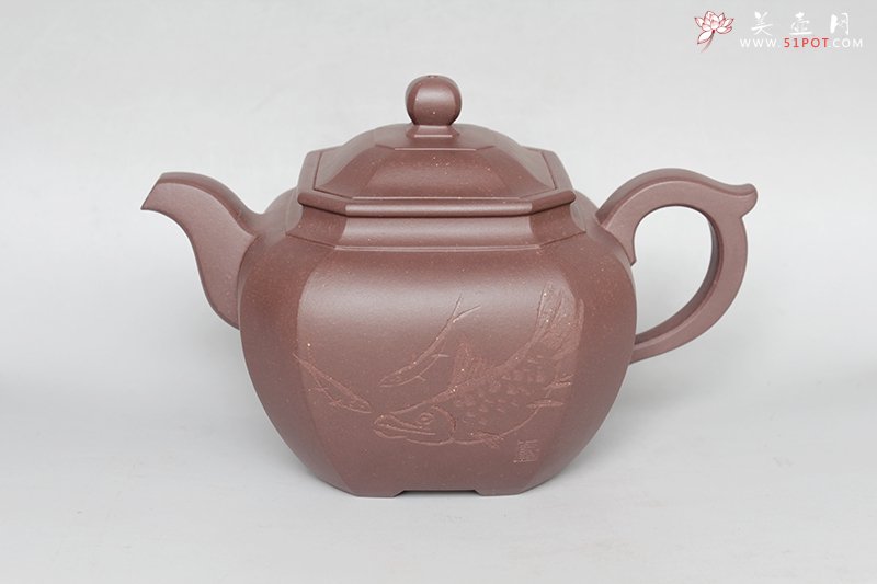 紫砂壶图片：四方雅韵 （鱼乐图） - 宜兴紫砂壶网