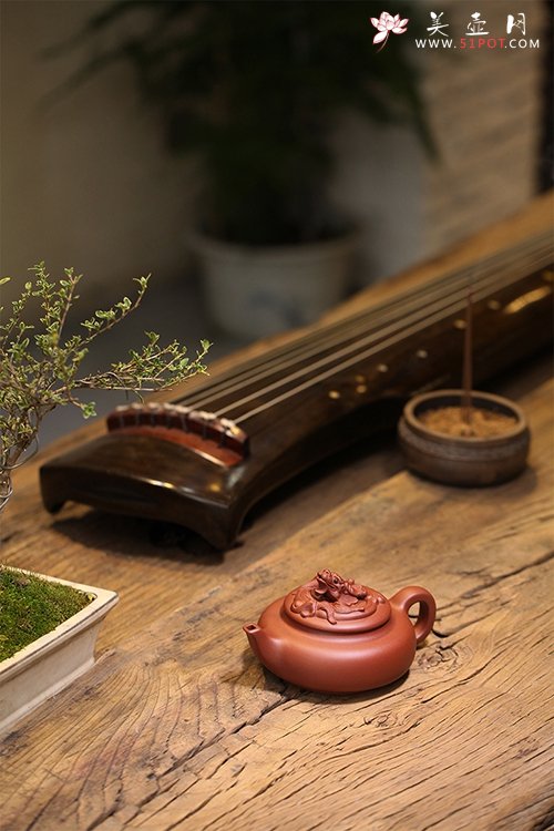 紫砂壶图片：卧龙壶 - 宜兴紫砂壶网