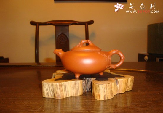 紫砂壶图片：傲霜系列之三 - 宜兴紫砂壶网