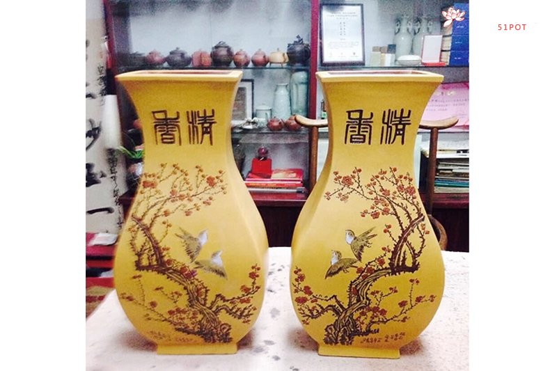 紫砂壶图片：鱼尾瓶 - 宜兴紫砂壶网