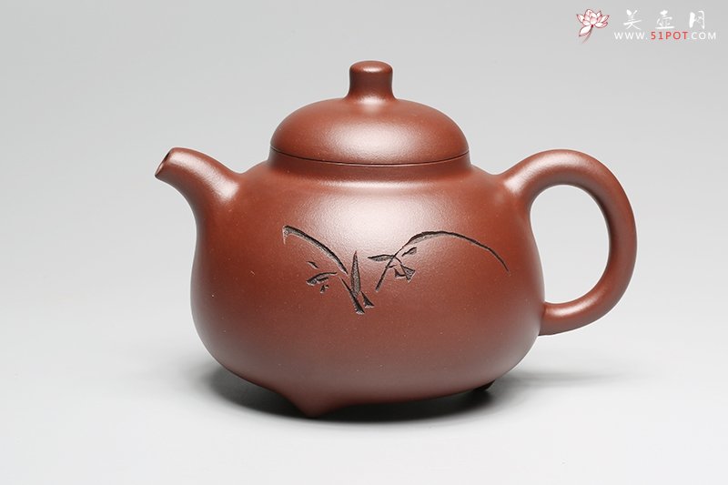 紫砂壶图片：乳鼎（霍春阳书画） - 宜兴紫砂壶网