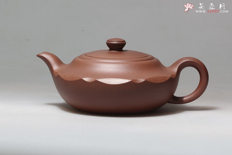 紫砂壶图片：紫玉金菱 - 宜兴紫砂壶网