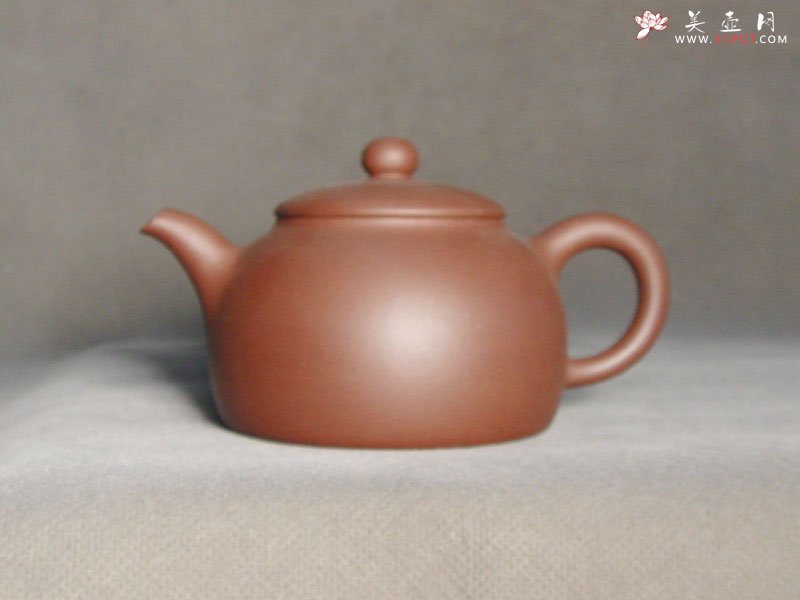 紫砂壶图片：半月壶 - 宜兴紫砂壶网