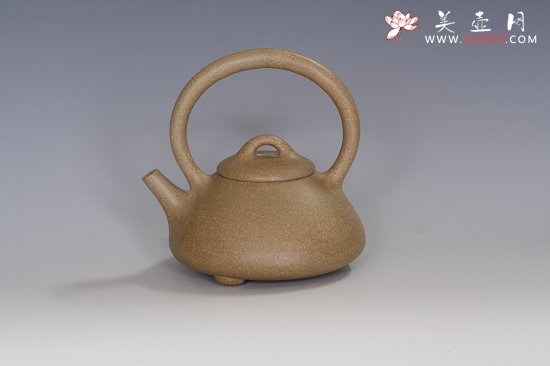 紫砂壶图片：子冶提梁 - 宜兴紫砂壶网