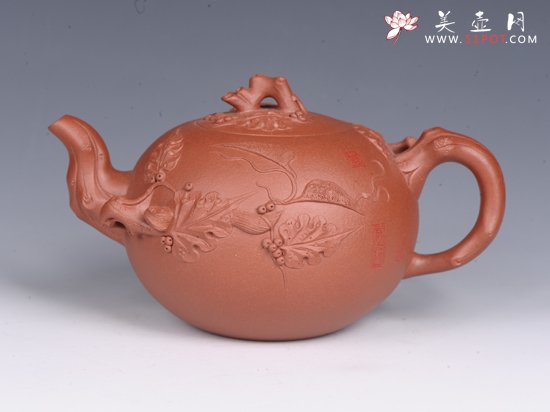 紫砂壶图片：松鼠葡萄 - 宜兴紫砂壶网
