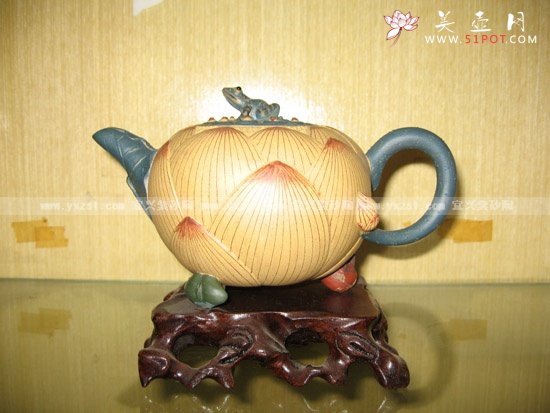 紫砂壶图片：荷花莲子 - 宜兴紫砂壶网