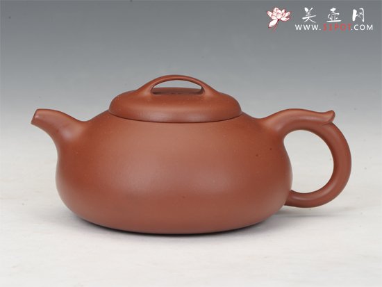 紫砂壶图片：过桥扁腹（大红袍） - 宜兴紫砂壶网