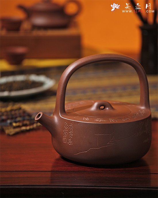 紫砂壶图片：天一提梁 - 宜兴紫砂壶网