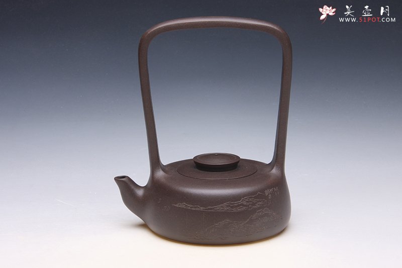 紫砂壶图片：此乐提梁（何家英书画，一粟刻） - 宜兴紫砂壶网