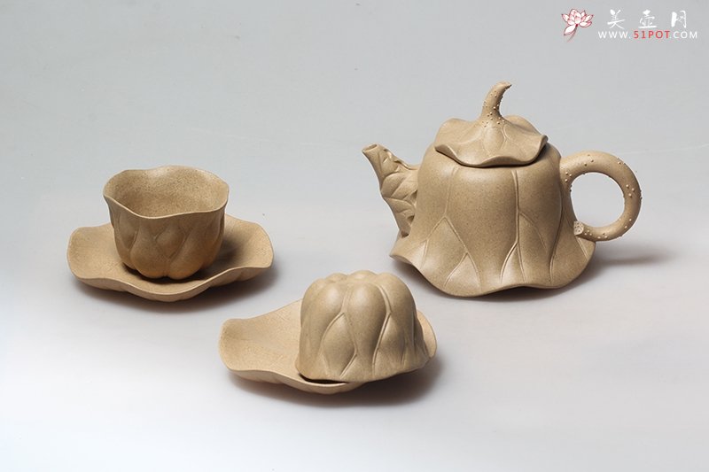 紫砂壶图片：荷钟套壶 - 宜兴紫砂壶网