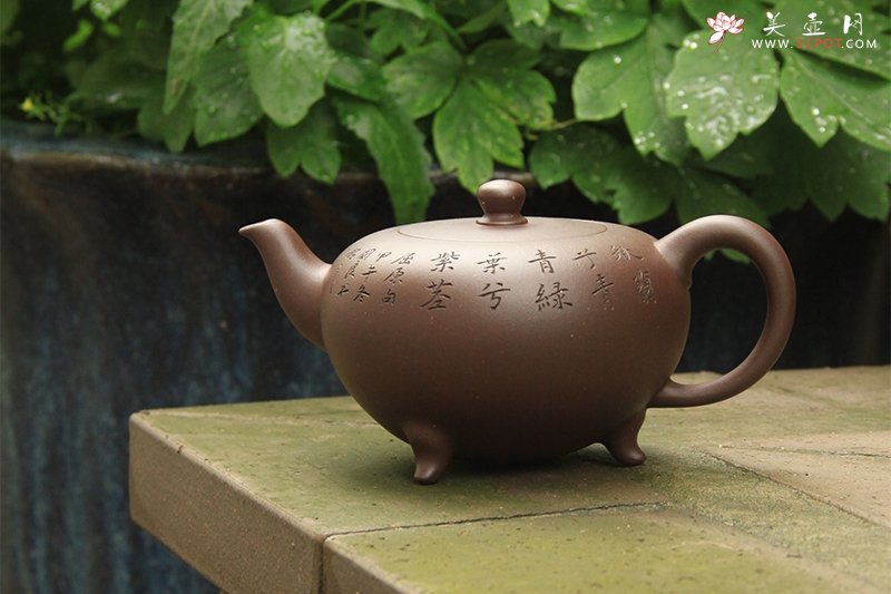 紫砂壶图片：三足乳鼎 - 宜兴紫砂壶网