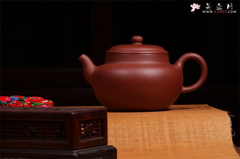 紫砂壶图片：三角泉 - 宜兴紫砂壶网